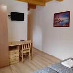 Napsugar Vendeghaz 3* Újudvar