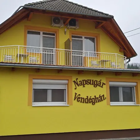 Napsugar Vendeghaz 3* Újudvar